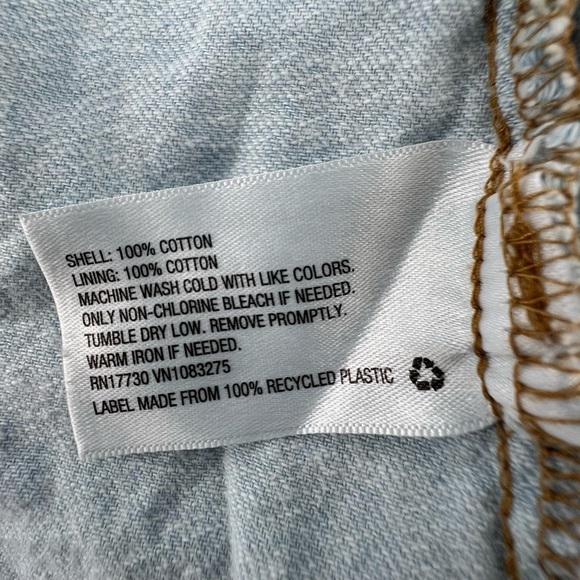 Universal Thread Long Sleeve Jean Shacket Shirt Size XS Women’s - Picture 5 of 5